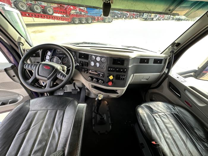 2019 Peterbilt 579-17