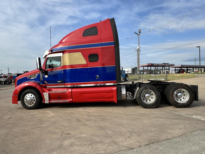 2020 Peterbilt 579-6