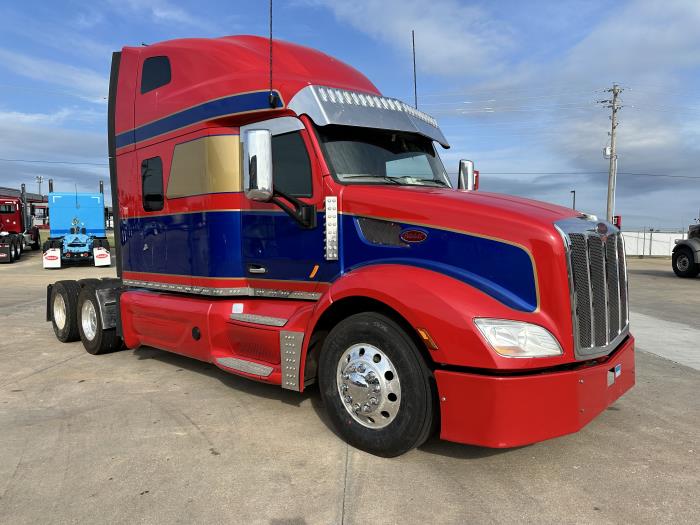 2020 Peterbilt 579-8