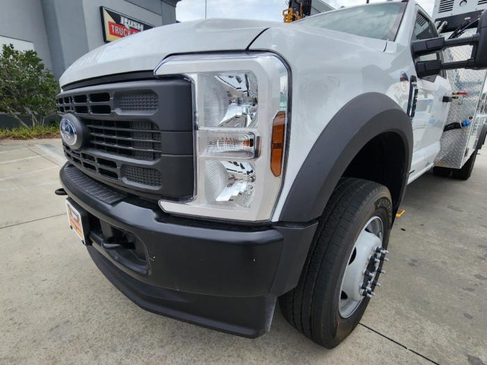 2024 Ford F-600-9