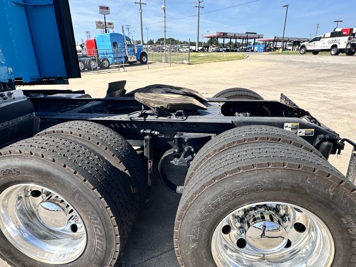 2019 Peterbilt 579-6