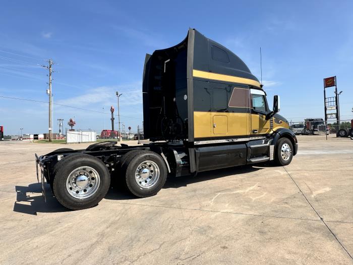 2020 Peterbilt 579-14