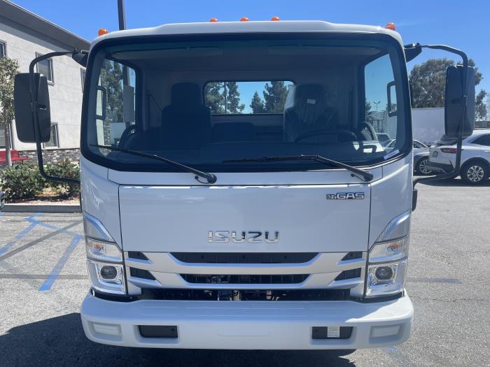 2025 Isuzu NPR-HD-7