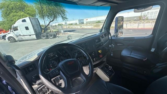 2018 Peterbilt 579-6