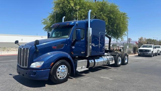 2018 Peterbilt 579-8