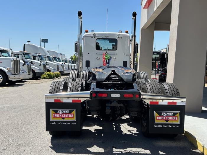 2025 Peterbilt 589-4