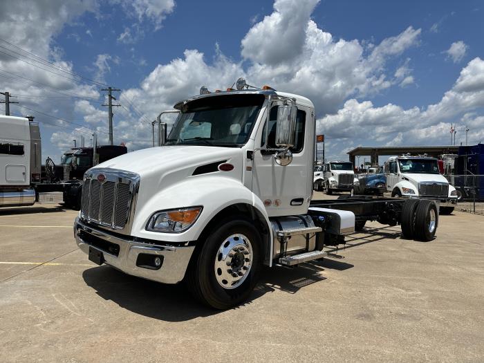 2025 Peterbilt 536-1