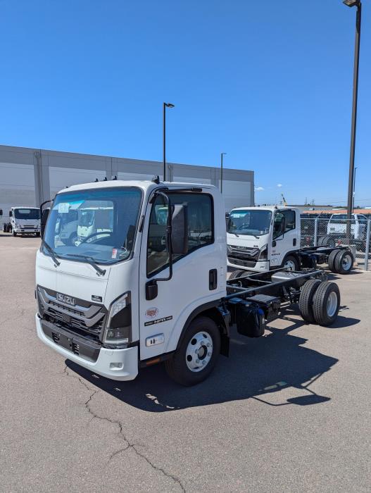 2025 Isuzu NPR-HD-1