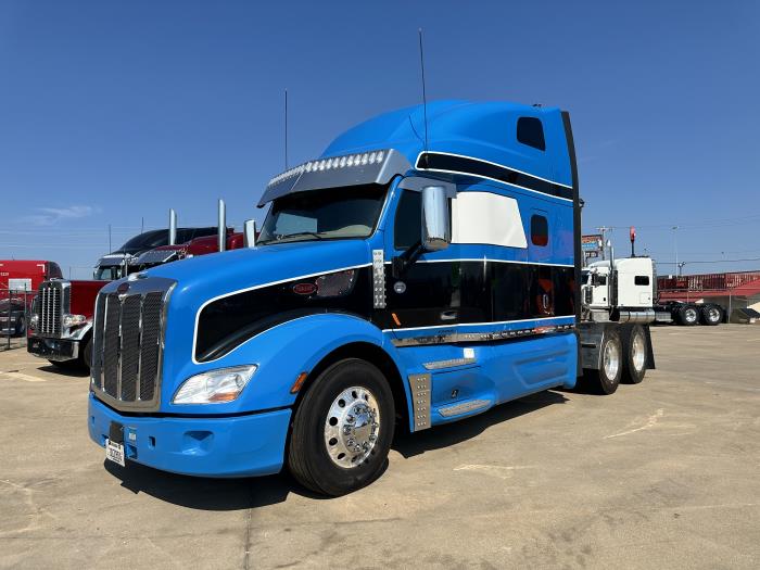 2020 Peterbilt 579-2