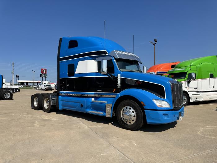 2020 Peterbilt 579-7