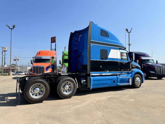 2020 Peterbilt 579-9