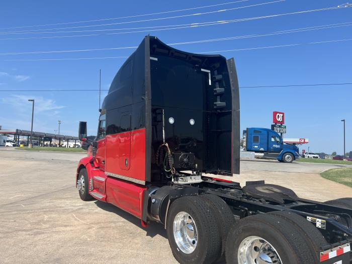 2020 Peterbilt 579-5