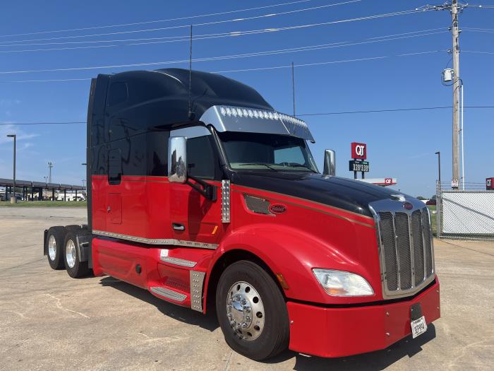 2020 Peterbilt 579-17