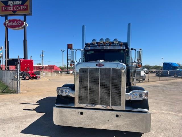 2024 Peterbilt 389-10