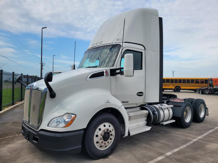 2021 Kenworth T680-2