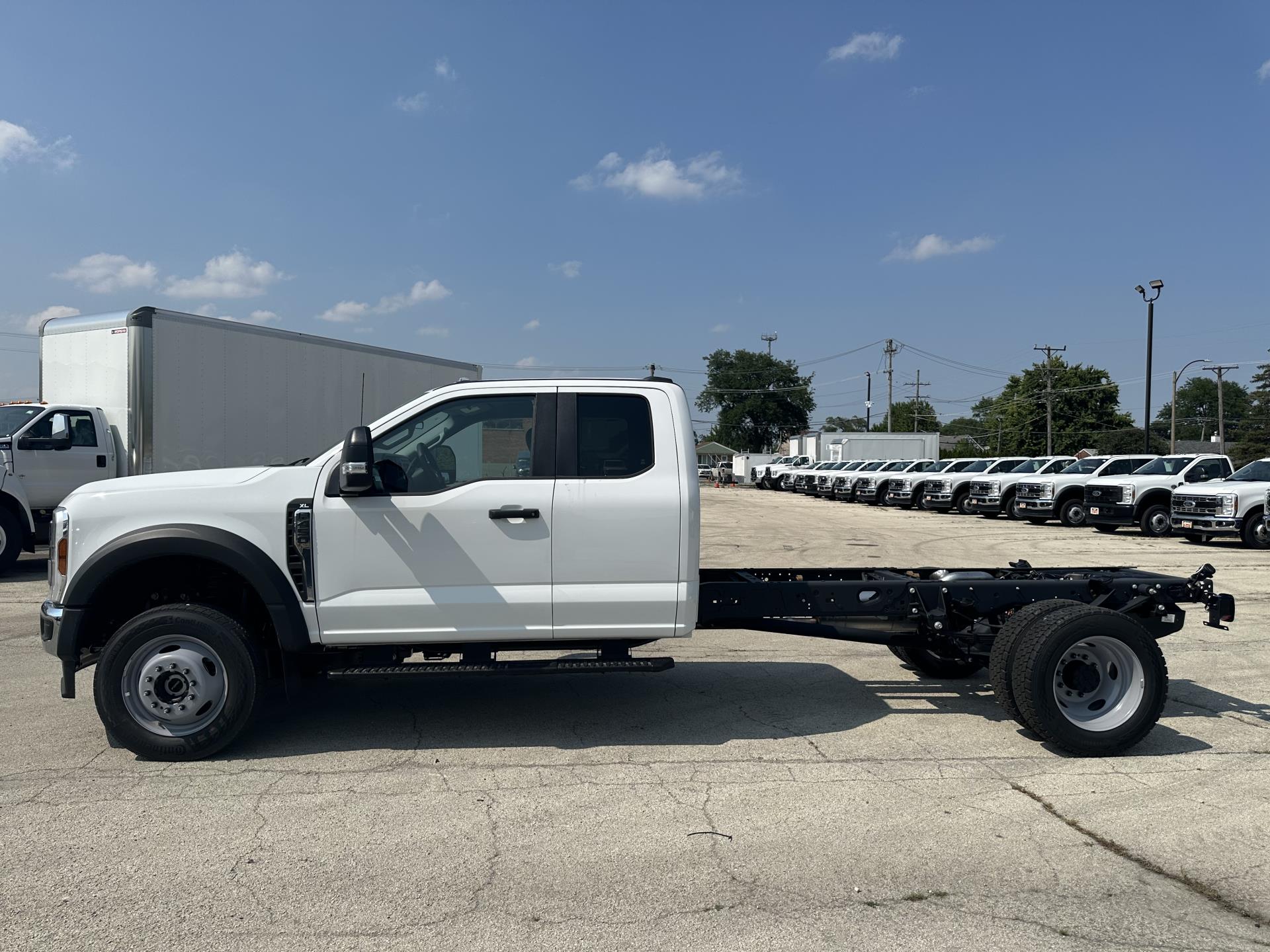 New 2024 Ford F-450 XL Super Cab 4x4, Cab Chassis for sale #1774625 - photo 3