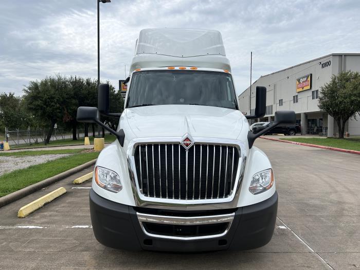 2019 International LT625-8