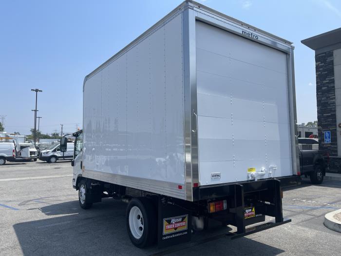 2025 Isuzu NPR-HD-2