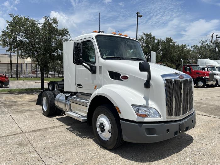 2022 Peterbilt 579-7