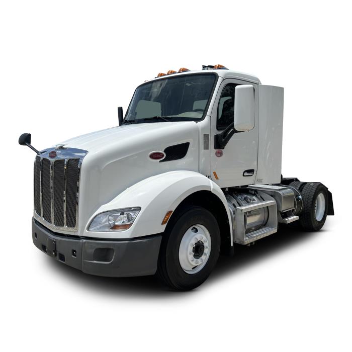 2022 Peterbilt 579-0