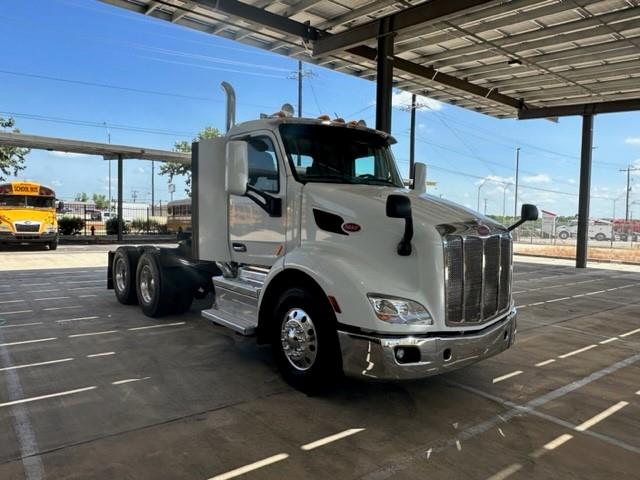 2018 Peterbilt 579-8