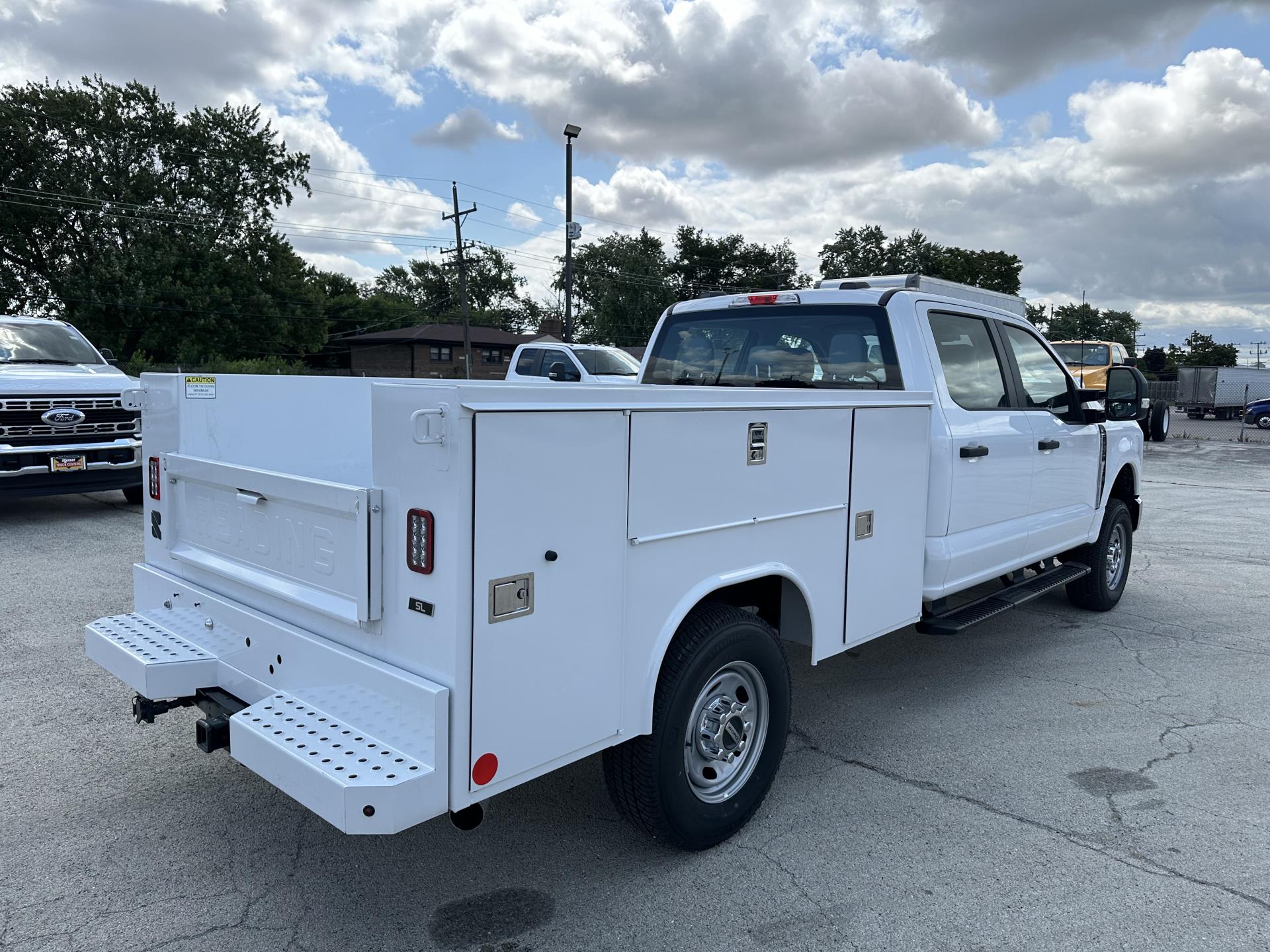 2024 Ford F-250 Crew Cab 4x4, Reading SL Service Body Service Truck for sale #1776982 - photo 4