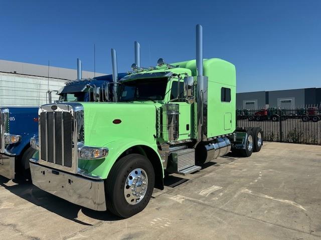 2023 Peterbilt 389-1