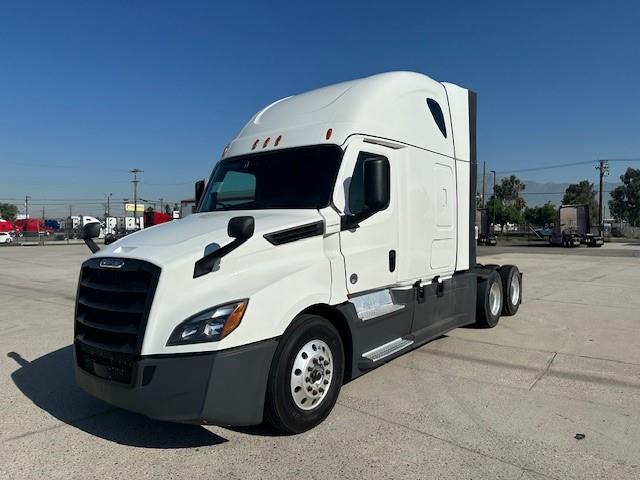 2021 Freightliner Cascadia-2