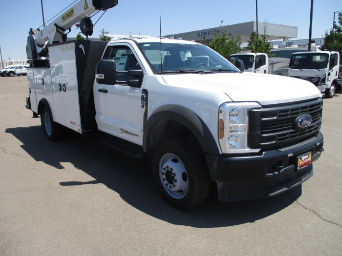 2024 Ford F-550-13