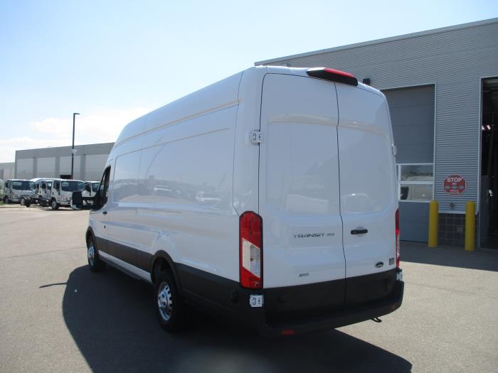 2024 Ford Transit-350-9