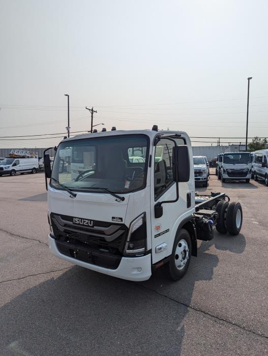 2025 Isuzu NPR-HD-1