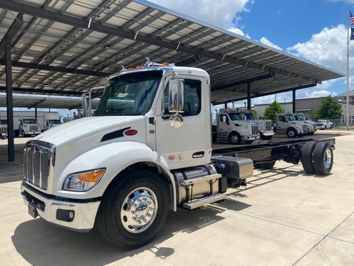 2025 Peterbilt 536-2