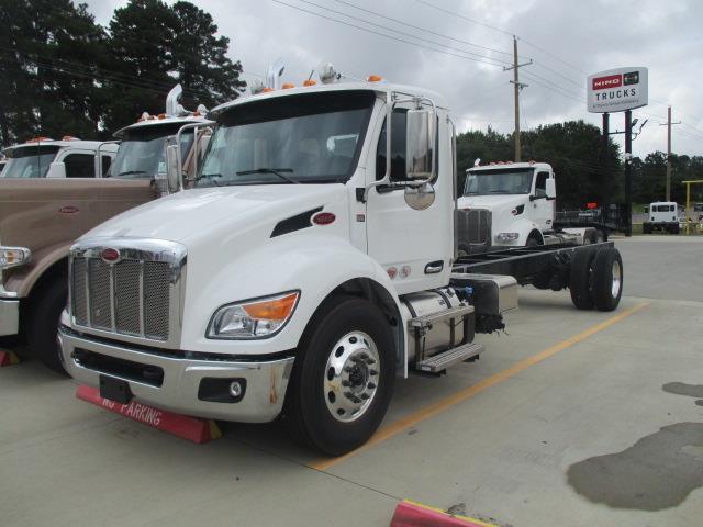 2025 Peterbilt 536-1