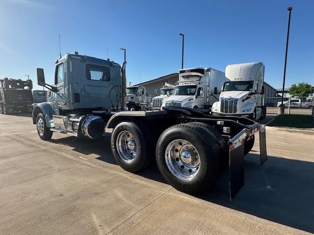 2021 Peterbilt 567-5