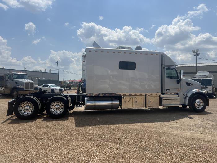 2020 Peterbilt 567-50