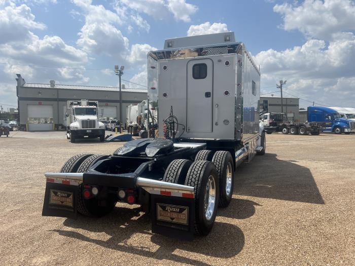 2020 Peterbilt 567-53