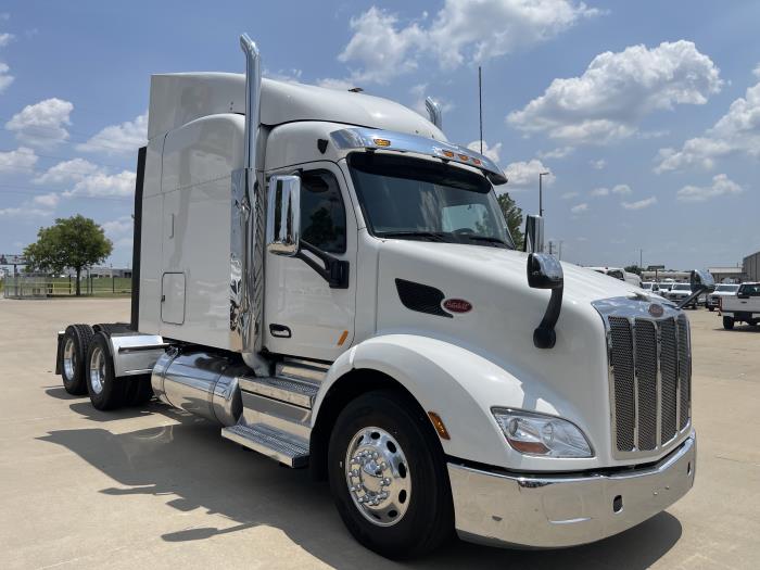 2021 Peterbilt 579-3