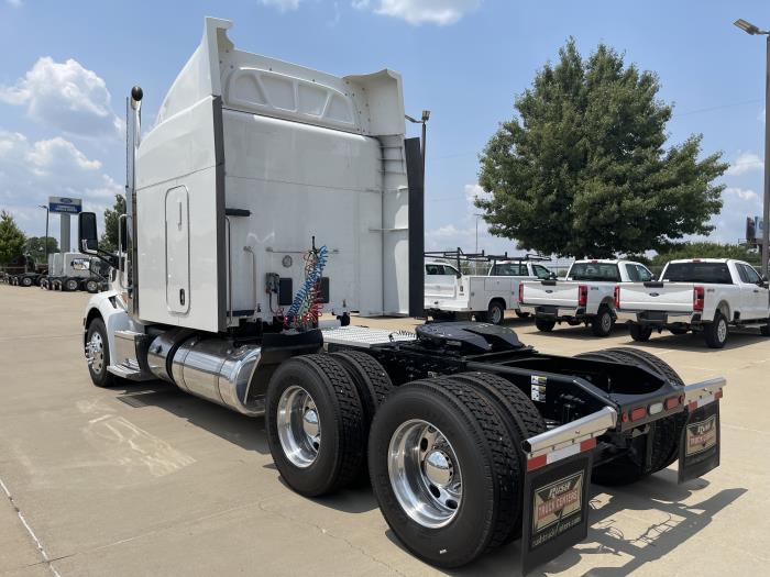 2021 Peterbilt 579-10