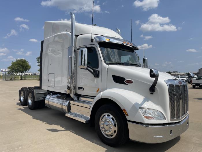 2021 Peterbilt 579-3