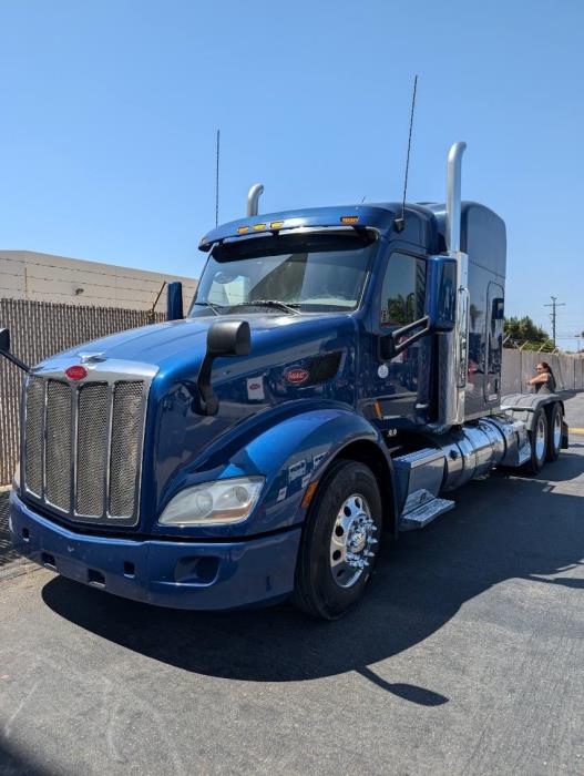 2018 Peterbilt 579-2