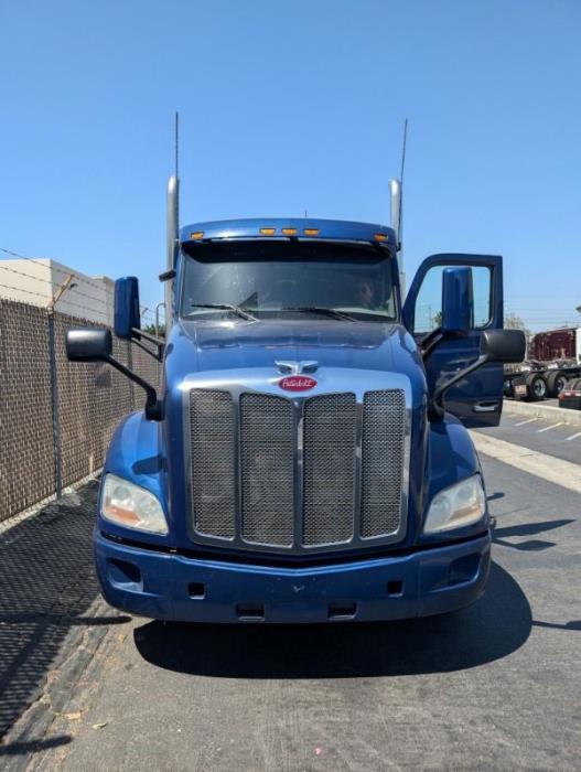 2018 Peterbilt 579-4