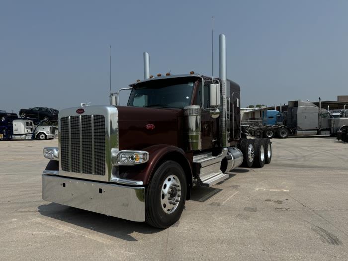 2025 Peterbilt 589-1