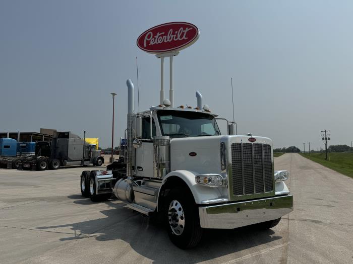 2025 Peterbilt 589-6