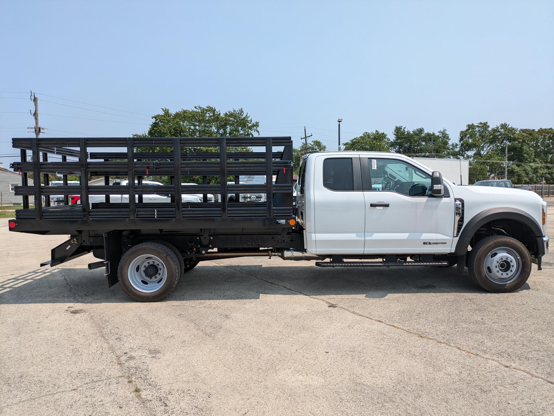 New 2024 Ford F-550 XL Super Cab 4x4, 12' 4" Reading Steel Stake Bed for sale #1790860 - photo 4