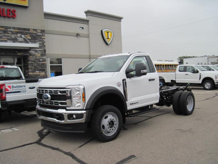 2024 Ford F-550-2