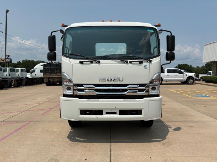 2025 Isuzu FTR-7