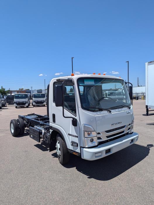 2024 Isuzu NPR-XD-2