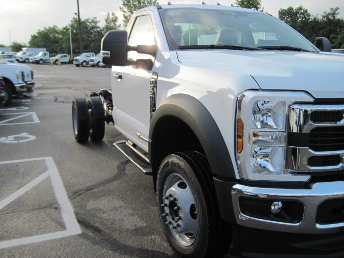 2024 Ford F-550-7