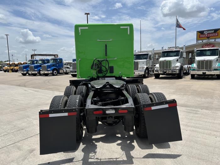 2019 Peterbilt 579-4