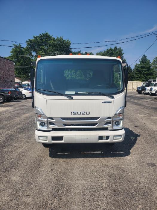 2024 Isuzu NPR-HD-2